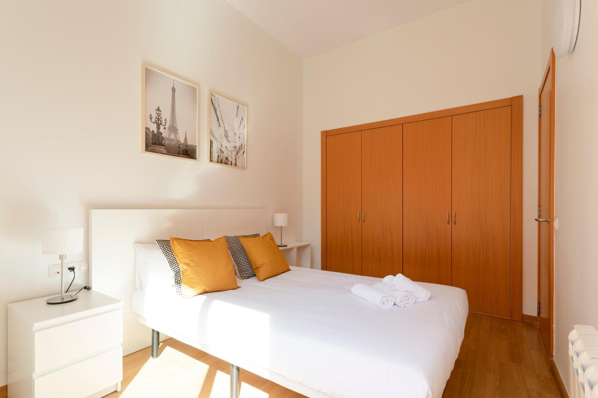 Ab North Barcelona Apartments Santa Coloma de Gramanet Eksteriør bilde
